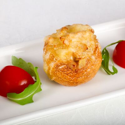 Шампиньоны, фаршированные говяжьим языком в Мансарда по цене 500 ₽