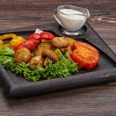 Овощи на углях в ШАШЛЫКС ДЫМКОМ по цене 659 ₽