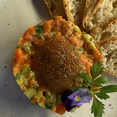 Тартар из нерки в Наследие по цене 980 ₽