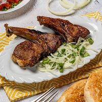 Баранья корейка на углях в Рохат