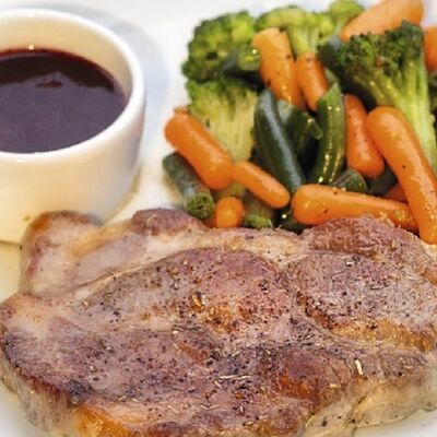 Свинина Майбион без гарнира в Mybion по цене 590 ₽