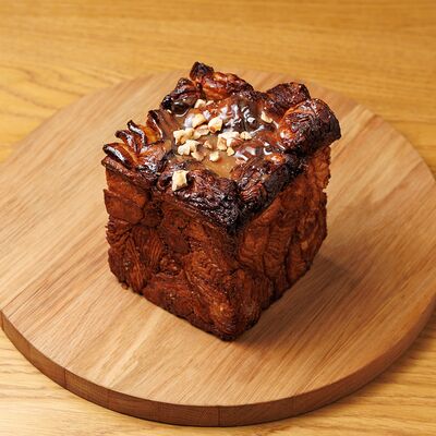 Куб мини карамель и фундук в Sota по цене 567 ₽