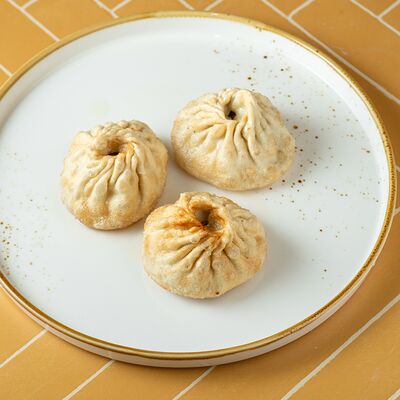 Бууза жаренная со свининой и говядиной порция (3шт) в Пароварка по цене 380 ₽