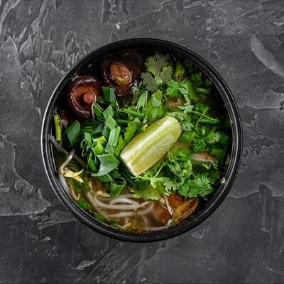 Суп Фо га в Mesto Sushi & Grill по цене 690