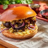 Бургер стейкв BBQ Beer Restaurant