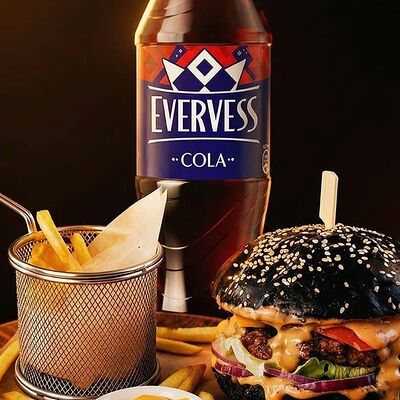 Бургер с мраморной говядиной, картошка фри, сырный соус, Evervess cola в G25 бургер бар по цене 1287 ₽
