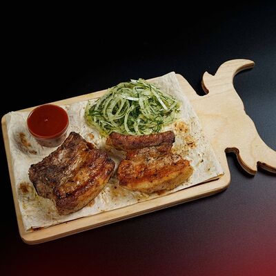 Шашлык из свиных рёбер в Шава Банда по цене 740 ₽