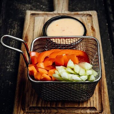 Ассорти палочек с соусом Тартар в Техникум по цене 450 ₽