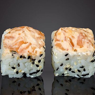 Запеченный острый лосось в Суши ЭДО по цене 960 ₽