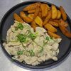 Бефстроганов с картофельными дольками в Паркофка по цене 600
