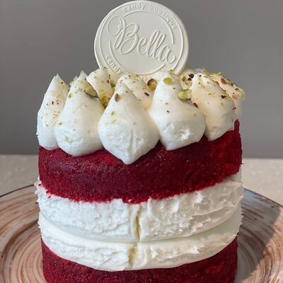 Пирожное Красный бархат в Bella Chiglintseva по цене 475 ₽