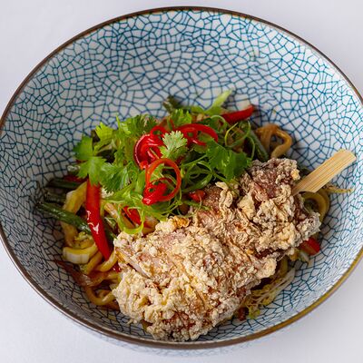 Удон с цыпленком, японский соус в Leto по цене 1130 ₽