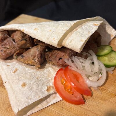 Шашлык в лаваше со свининой в Шашлычный остров по цене 360 ₽