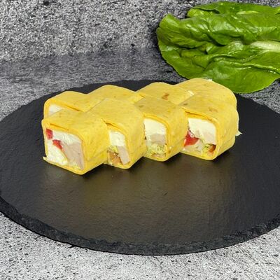 Ролл Тортилья с лососем в Всё вкусно и недорого по цене 462 ₽