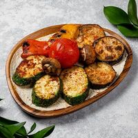 Шашлык из овощей в Ресторан Батони