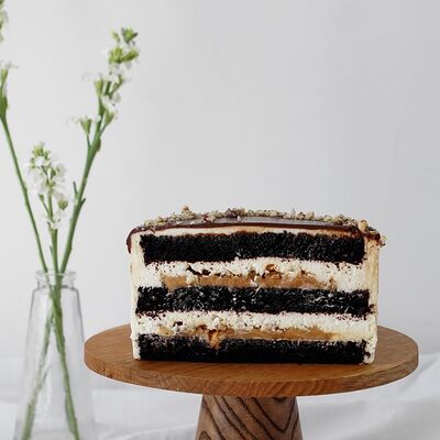 Торт влажный шоколад с фундуком в Крошка по цене 450 ₽