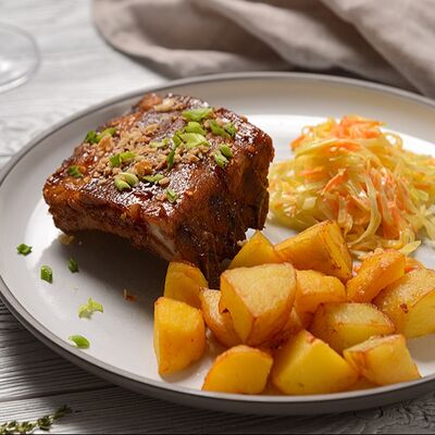 Свиные ребра в диком соусе в Станция сады по цене 929 ₽