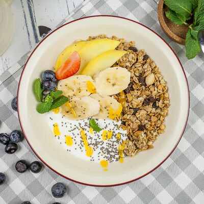 Смузи Боул с бананом и манго в Eat fresh по цене 270 ₽