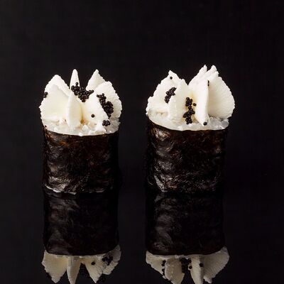 Угорь Ролл и Сыр в Sushi Bar по цене 410 ₽