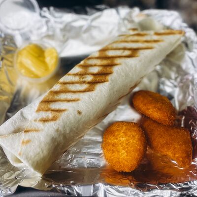 Острое комбо с шаурмой в Провкус по цене 750 ₽