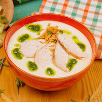 Сливочно-сырный крем-суп с курочкой-гриль в Луиджи & Тосё