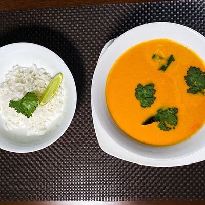 Том ям в Kebab King Halal по цене 520 ₽