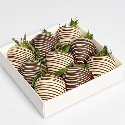 Клубника в шоколаде Зебра S в Клубника в шоколаде VeryBerryLab по цене 3990 ₽