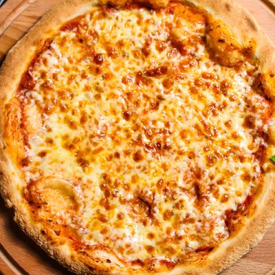 Пицца Маргарита в Капуцин Кирова по цене 480 ₽