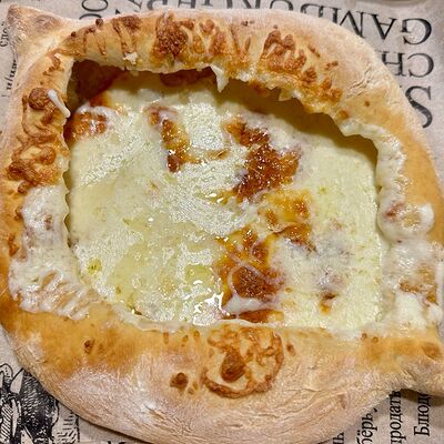 Хачапури по-аджарски в Pivino по цене 790 ₽