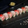 Ролл с тунцом, красной икрой и соусом никкей в Дикий улов по цене 1150