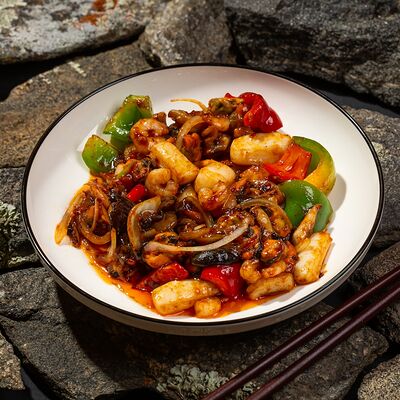 Морепродукты с овощами в Дунфан Во по цене 710 ₽