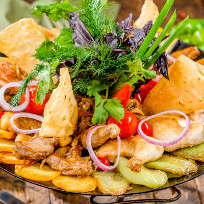 Ассорти из мяса на садже в Роял Палас по цене 2650 ₽