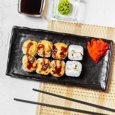 С крабом в Halal SushiRolls по цене 439 ₽