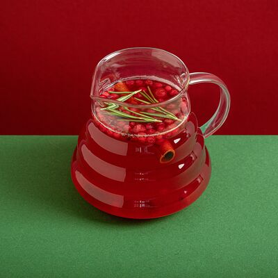 Чай Брусничный в Traveler's Coffee по цене 410 ₽