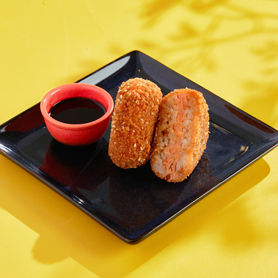 Онигири с лососем в ASIATIQ Ramen-Bar по цене 420 ₽