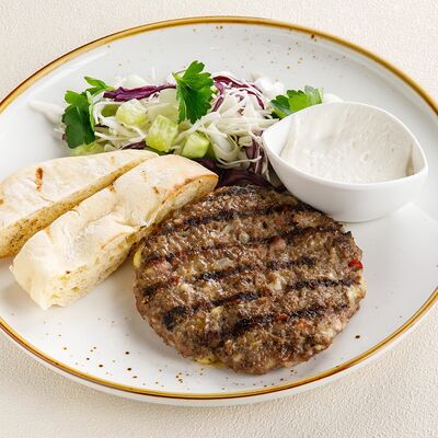 Плескавица Гурман в Чайхана Пахвала по цене 690 ₽