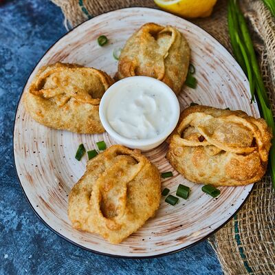 Манты с телятиной жареные в Тайфун по цене 259