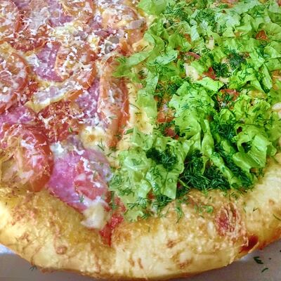 Пицца 2 в 1 Цезарь-мясное ассорти в ФАРТуна по цене 1150 ₽