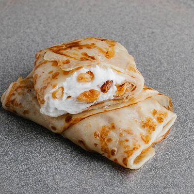 Блин с творожной массой и изюмом в БлиновЪ по цене 186