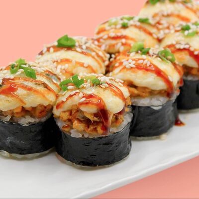 Ролл запечённый Блю чиз в Sia bar по цене 960 ₽