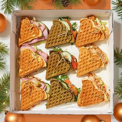 Вафли-канапе сытные в Vaffel по цене 1785 ₽