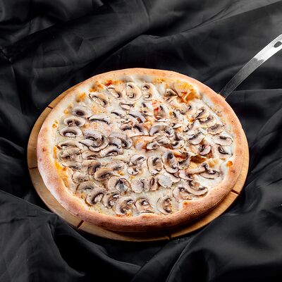 Пицца грибная в Gatsby по цене 650 ₽