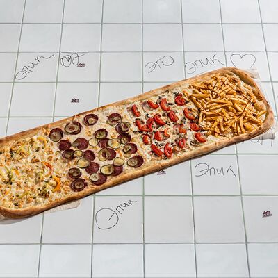 Фирменная Epic pizza в Epic Pizza по цене 3140 ₽