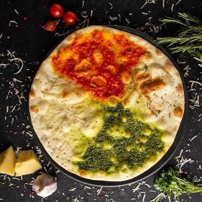 Фокачча с соусом песто в Сытый Лось по цене 290 ₽