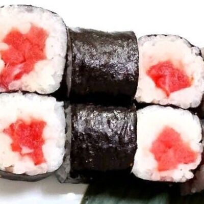 Маки Тунец в Пицца Рак и Суши по цене 350 ₽