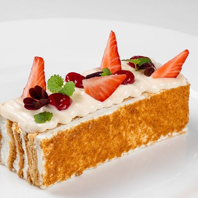 Медовик в Metropol Delivery по цене 1200 ₽