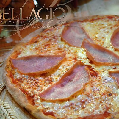 Пицца Прошутто в Bellagio по цене 1100 ₽