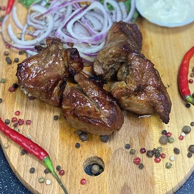 Шашлык из свиной мякотив Шашлычок76 по цене 650 ₽