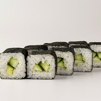 Ролл с Огурцом в WoKING по цене 288 ₽