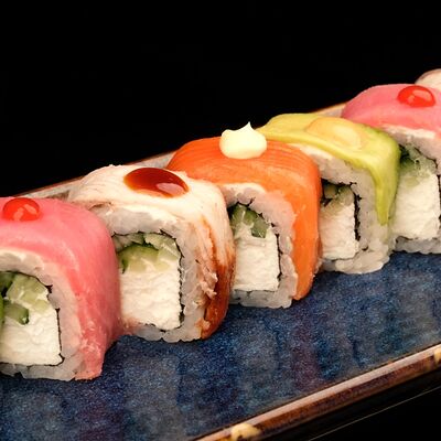 Ролл Филадельфия радуга в Раменная Ru-Rik по цене 830 ₽